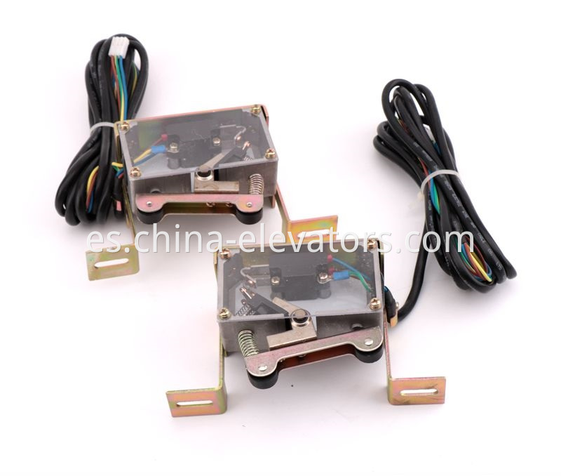 Dispositivo de bloqueo de la puerta del automóvil para ascensores Hyundai Car Door Locking Device for Hyundai Elevators